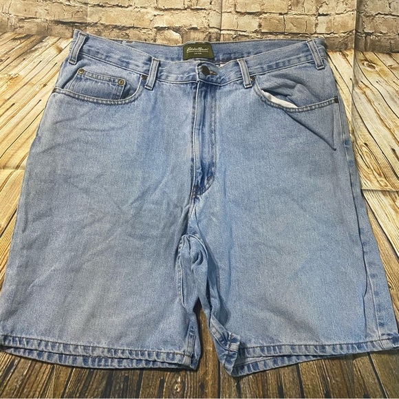 Eddie Bauer Denim VTG Y2K Light Wash 10” Inseam Cotton Jean Shorts - Picture 1 of 3